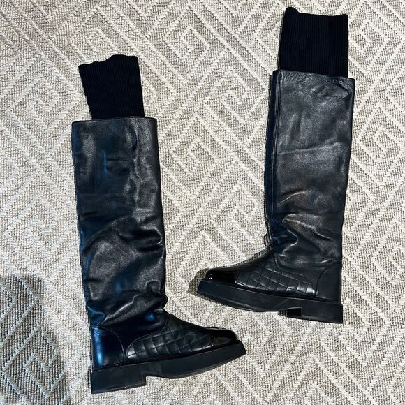 CHANEL 21B Quilted Leather Knit Sock Socks Out High Over Knee Tall Boots 39 - Picture 1 of 10